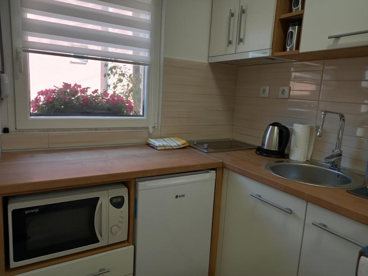 Leda Apartmani Smederevo Buitenkant foto