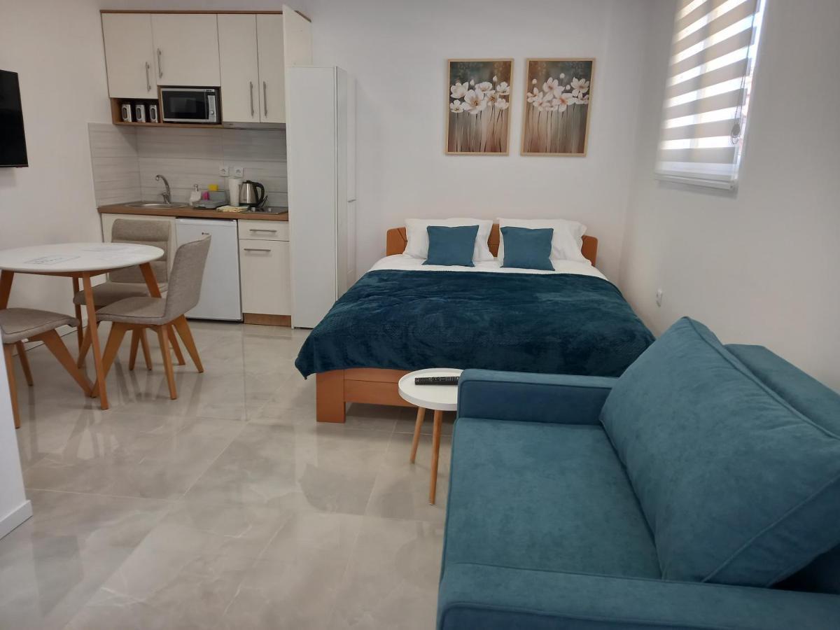 Leda Apartmani Smederevo Buitenkant foto