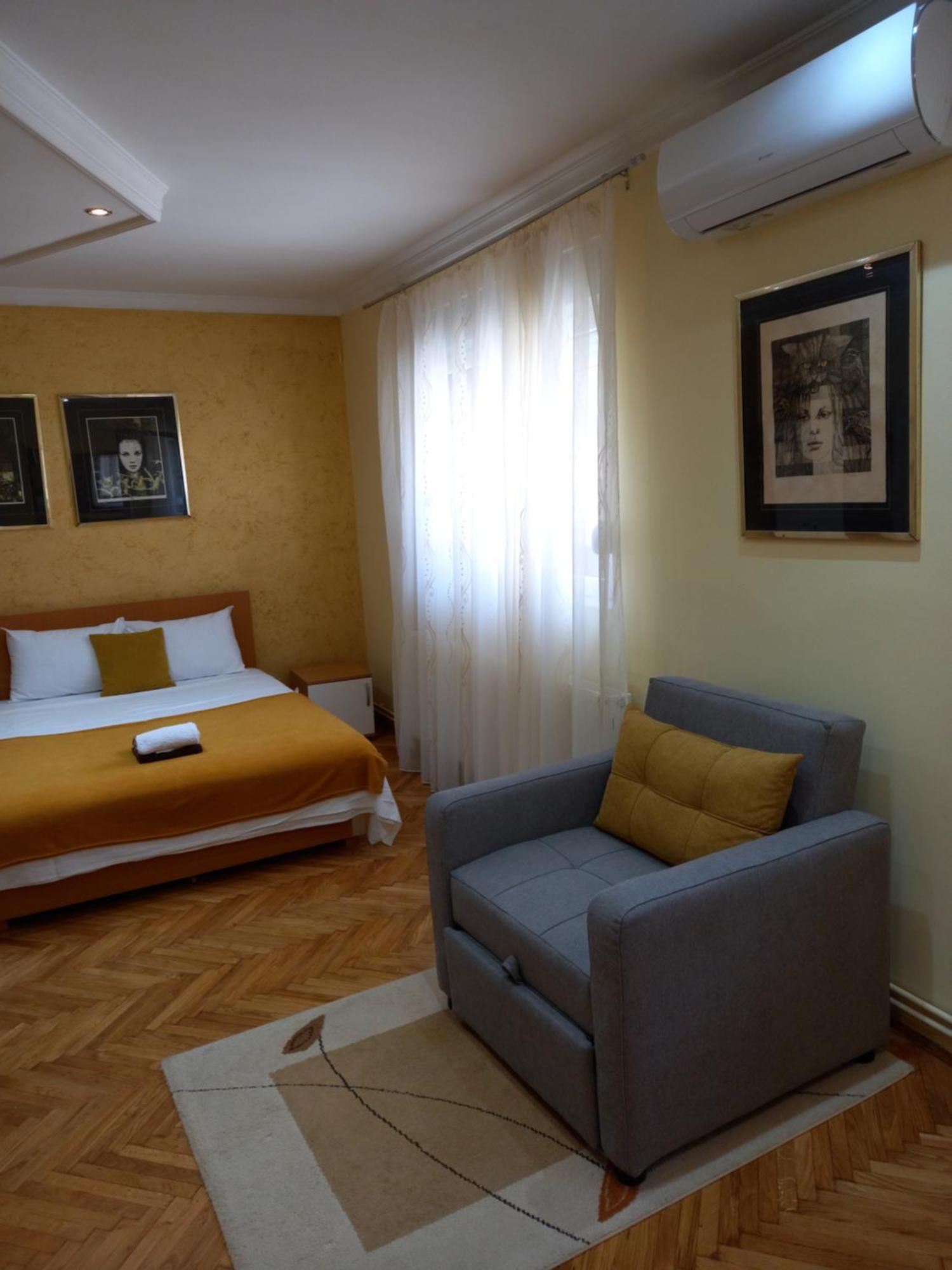 Leda Apartmani Smederevo Buitenkant foto